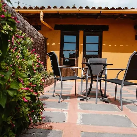 La Vina. Casa Rural En El Campo Tordera